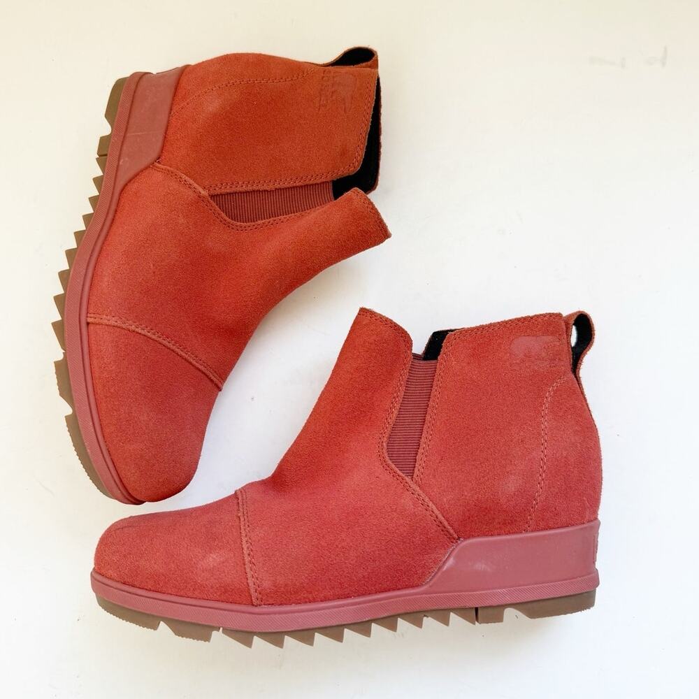 Sorel Evie Pull-On Red Waterproof Suede Ankle Boots Bootie Lug Sole Orange 8